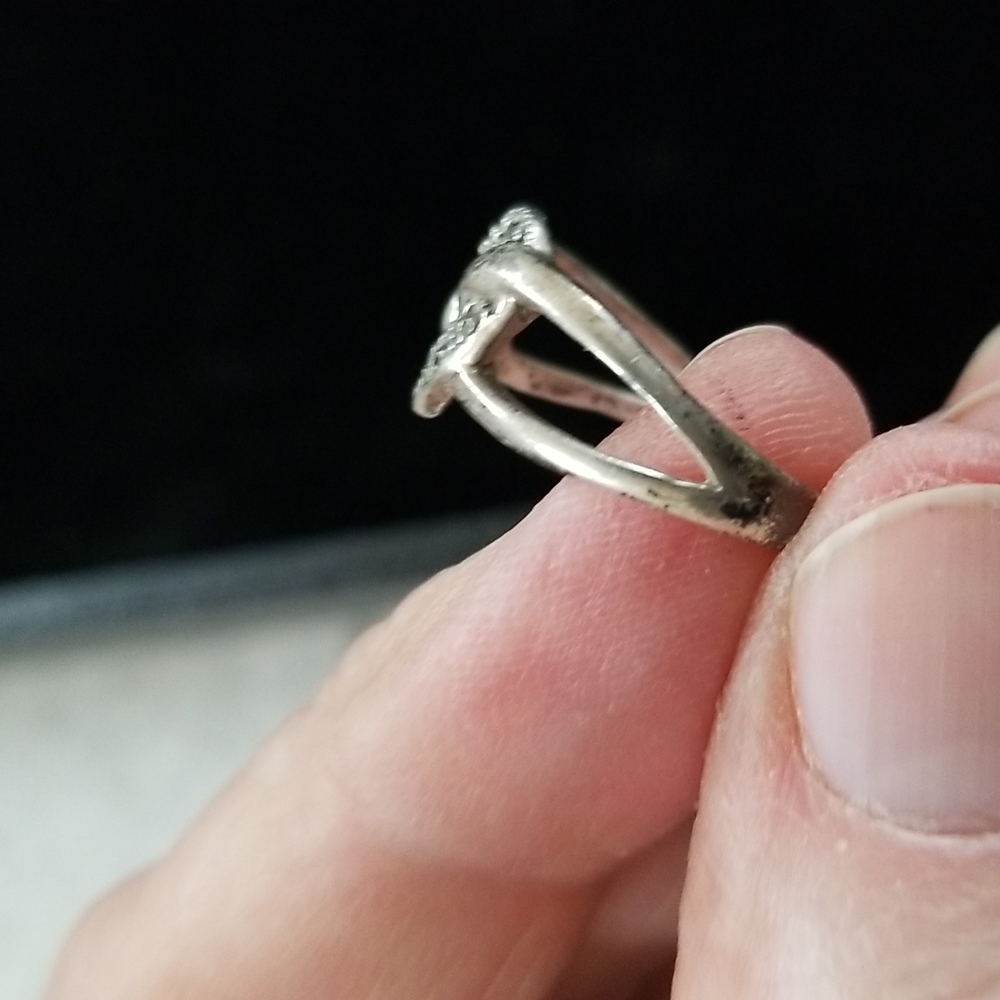 Ring - Picture 2 of 3